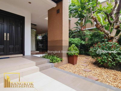 House in Compound, Bangkok, Thailand House in Compound, Bangkok, Thailand