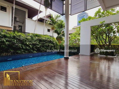 House in Compound, Bangkok, Thailand House in Compound, Bangkok, Thailand