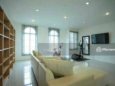 Klang Muang, Bangkok, Thailand Klang Muang, Bangkok, Thailand