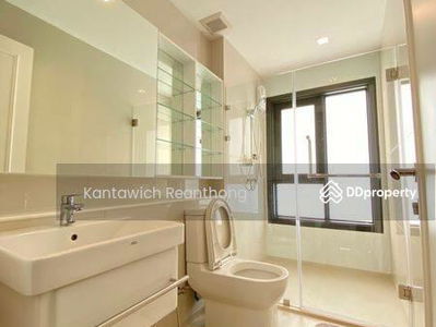 Life One Wireless, Bangkok, Thailand Life One Wireless, Bangkok, Thailand