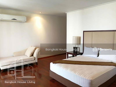 Piyathip Place, Bangkok, Thailand Piyathip Place, Bangkok, Thailand