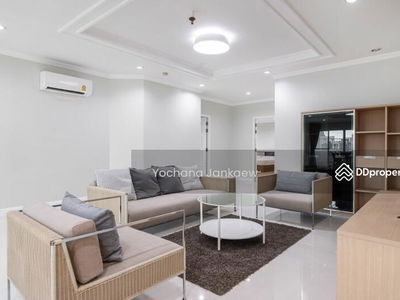 Fifty Fifth Tower, Bangkok, Thailand Fifty Fifth Tower, Bangkok, Thailand