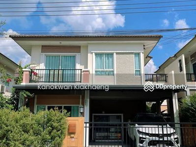 Passorn Pride Srinakharin – Namdang, Samut Prakan, Thailand Passorn Pride Srinakharin – Namdang, Samut Prakan, Thailand