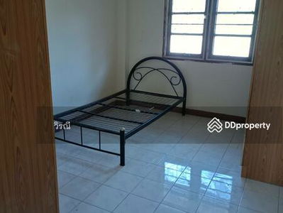 Single-storey detached house for rent, near the terminal, lots of space, Nakhon Ratchasima, Thailand Single-storey detached house for rent, near the terminal, lots of space, Nakhon Ratchasima, Thailand