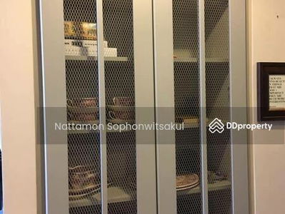 The Editor Vertical Village Sapankwai, Bangkok, Thailand The Editor Vertical Village Sapankwai, Bangkok, Thailand