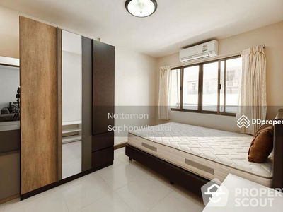 Le Chateau Condominium Rama 9, Bangkok, Thailand Le Chateau Condominium Rama 9, Bangkok, Thailand