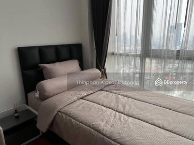 Abstracts Phahonyothin Park, Bangkok, Thailand Abstracts Phahonyothin Park, Bangkok, Thailand