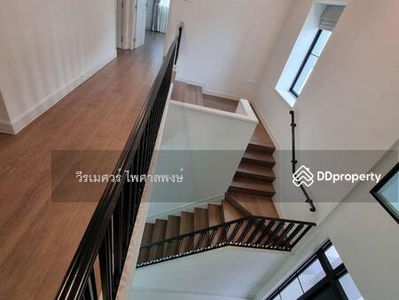 Nantawan Rama 9 New Krungthepkreetha, Bangkok, Thailand Nantawan Rama 9 New Krungthepkreetha, Bangkok, Thailand