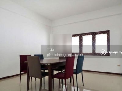 Single house Ladprao, Bangkok, Thailand Single house Ladprao, Bangkok, Thailand