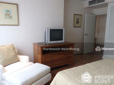 Langsuan Ville, Bangkok, Thailand Langsuan Ville, Bangkok, Thailand