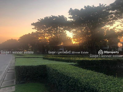 Housing in Sam Phran, Thailand Housing in Sam Phran, Thailand