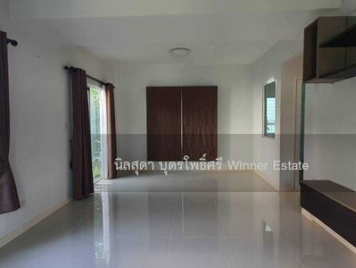 Gehäuse In Sam Phran, Thailand Gehäuse In Sam Phran, Thailand