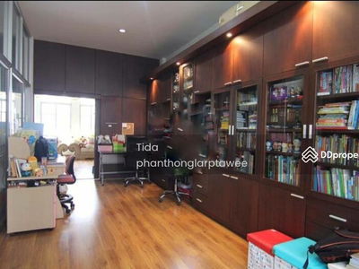 Baan Klang Mueang The Paris Ratchavipha, Bangkok, Thailand Baan Klang Mueang The Paris Ratchavipha, Bangkok, Thailand