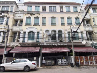 Baan Klang Mueang The Paris Ratchavipha, Bangkok, Thailand Baan Klang Mueang The Paris Ratchavipha, Bangkok, Thailand