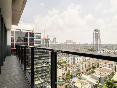 Tela Thonglor 13, Bangkok, Thailand Tela Thonglor 13, Bangkok, Thailand