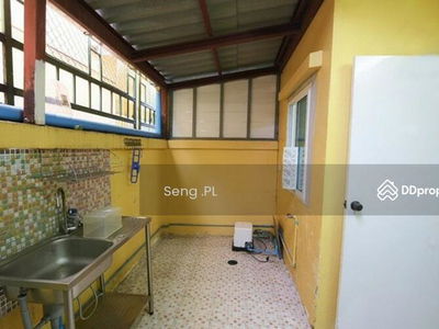 Townhome for rent, Sukhumvit 77 On Nut, Bangkok, Thailand Townhome for rent, Sukhumvit 77 On Nut, Bangkok, Thailand