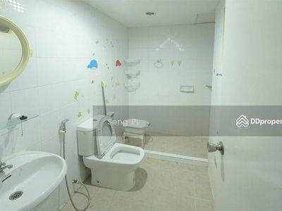 Townhome for rent, Sukhumvit 77 On Nut, Bangkok, Thailand Townhome for rent, Sukhumvit 77 On Nut, Bangkok, Thailand