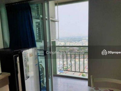 Lumpini Park Pinklao, Bangkok, Thailand Lumpini Park Pinklao, Bangkok, Thailand