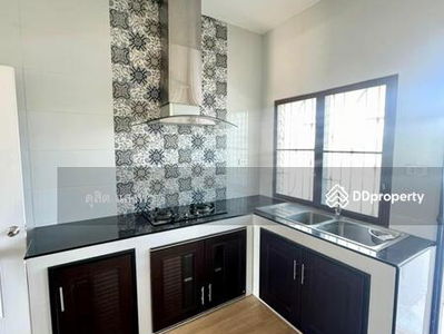 Single house for rent, lots of space Sriracha Tower Village, Nine Kilo, Sriracha, Chon Buri, Thailand Single house for rent, lots of space Sriracha Tower Village, Nine Kilo, Sriracha, Chon Buri, Thailand