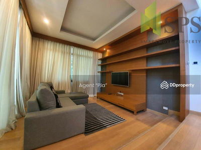 Narasiri Pattanakarn-Srinakarin, Bangkok, Thailand Narasiri Pattanakarn-Srinakarin, Bangkok, Thailand