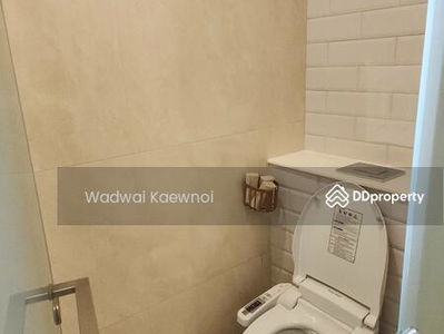 Siamese Exclusive 42, Bangkok, Thailand Siamese Exclusive 42, Bangkok, Thailand