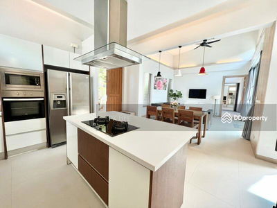 Housing in Ban Ratsada, Thailand Housing in Ban Ratsada, Thailand