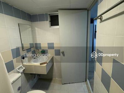 Lumpini Center Ladprao 111, Bangkok, Thailand Lumpini Center Ladprao 111, Bangkok, Thailand