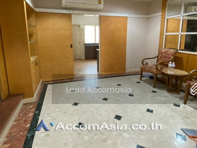 Baan Klang Krung Thonglor, Bangkok, Thailand Baan Klang Krung Thonglor, Bangkok, Thailand