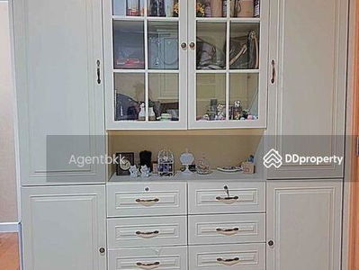 Villa Asoke, Bangkok, Thailand Villa Asoke, Bangkok, Thailand