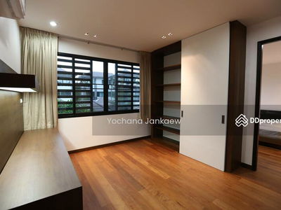 Willow 49, Bangkok, Thailand Willow 49, Bangkok, Thailand