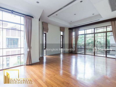 House in Compound, Bangkok, Thailand House in Compound, Bangkok, Thailand