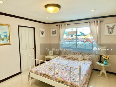 Baan Royal Nakarin Villa, Bangkok, Thailand Baan Royal Nakarin Villa, Bangkok, Thailand