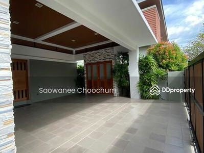 Chalong Miracle Lakeview, Phuket, Thailand Chalong Miracle Lakeview, Phuket, Thailand