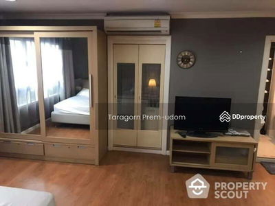 Lumpini Suite Sukhumvit 41, Bangkok, Thailand Lumpini Suite Sukhumvit 41, Bangkok, Thailand