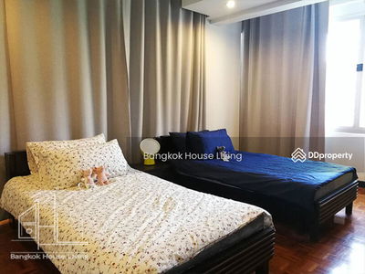 Phatana Court, Bangkok, Thailand Phatana Court, Bangkok, Thailand