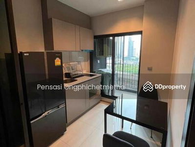 Life Asoke-Rama 9, Bangkok, Thailand Life Asoke-Rama 9, Bangkok, Thailand