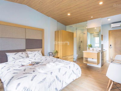 Nguyen Truong To Street, Vietnam Nguyen Truong To Street, Vietnam