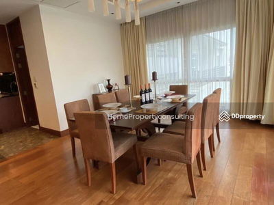 Royal Residence Park, Bangkok, Thailand Royal Residence Park, Bangkok, Thailand