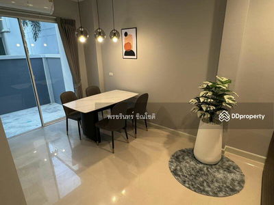 Baan Klang Muang Sathorn - Taksin2, Bangkok, Thailand Baan Klang Muang Sathorn - Taksin2, Bangkok, Thailand