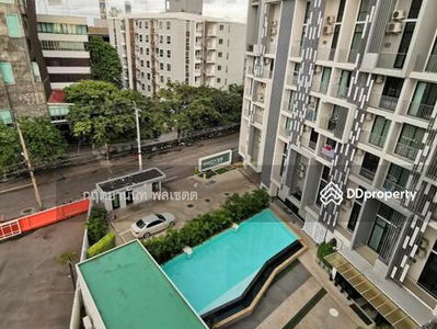 Beyond Sukhumvit, Bangkok, Thailand Beyond Sukhumvit, Bangkok, Thailand