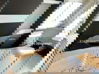 Life @ Sukhumvit 65, Bangkok, Thailand Life @ Sukhumvit 65, Bangkok, Thailand