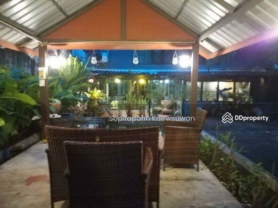 10110, Bangkok, Thailand 10110, Bangkok, Thailand