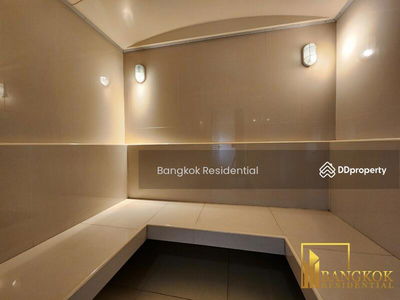 Piyathip Place, Bangkok, Thailand Piyathip Place, Bangkok, Thailand