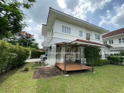 Mantana Prayasuren 26, Bangkok, Thailand Mantana Prayasuren 26, Bangkok, Thailand