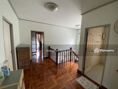 Mantana Prayasuren 26, Bangkok, Thailand Mantana Prayasuren 26, Bangkok, Thailand