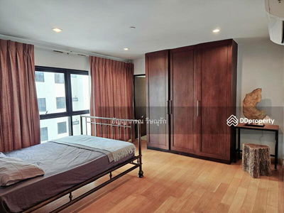 Sathorn Gardens, Bangkok, Thailand Sathorn Gardens, Bangkok, Thailand