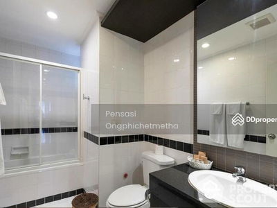 Krystal Court, Bangkok, Thailand Krystal Court, Bangkok, Thailand