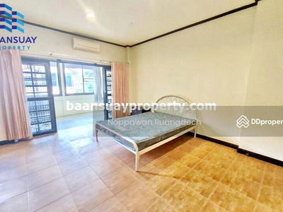 For rent, 2-story detached house, ready to move in, Lat Phrao Road, near Union Mall, Bangkok., Thailand For rent, 2-story detached house, ready to move in, Lat Phrao Road, near Union Mall, Bangkok., Thailand