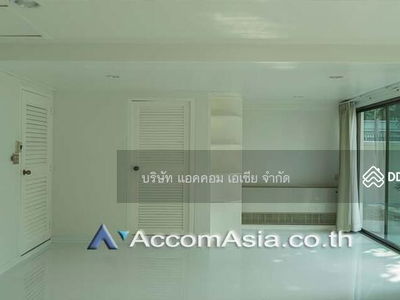 Home Office, Pet friendly | 3 Bedrooms House for Rent in Ploenchit, Bangkok near BTS Ploenchit, Bangkok, Thailand Home Office, Pet friendly | 3 Bedrooms House for Rent in Ploenchit, Bangkok near BTS Ploenchit, Bangkok, Thailand