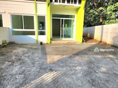 Chao, one-story townhouse, Hua Thale, Nakhon Ratchasima, Thailand Chao, one-story townhouse, Hua Thale, Nakhon Ratchasima, Thailand